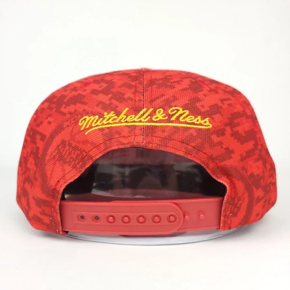Houston‎ Rockets  Mitchell & Ness NBA Snapback Hat 3D Logo Red Digi Camo Cap NWT
